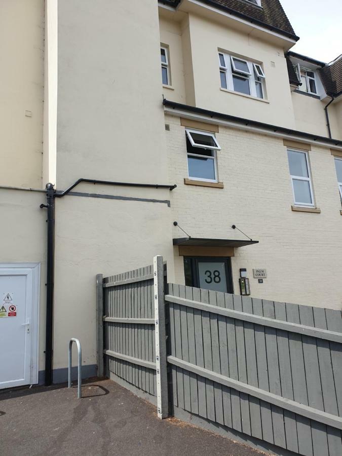 Close To Beach And Town Square Bournemouth Exterior foto